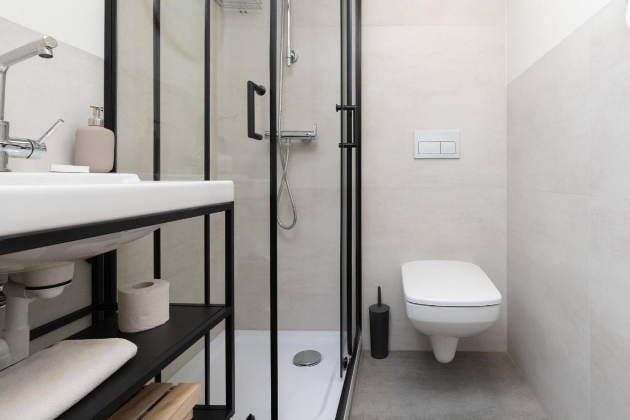 Nad Motlawa Apartamenty Seredynskiego By Noclegi Renters Gdańsk Kültér fotó